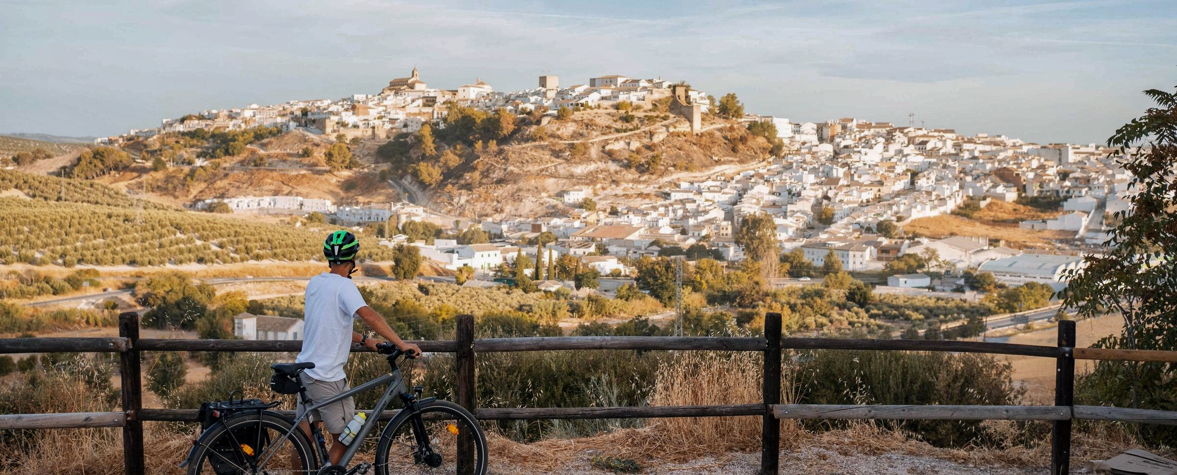 3053 2 Stage views Baena header