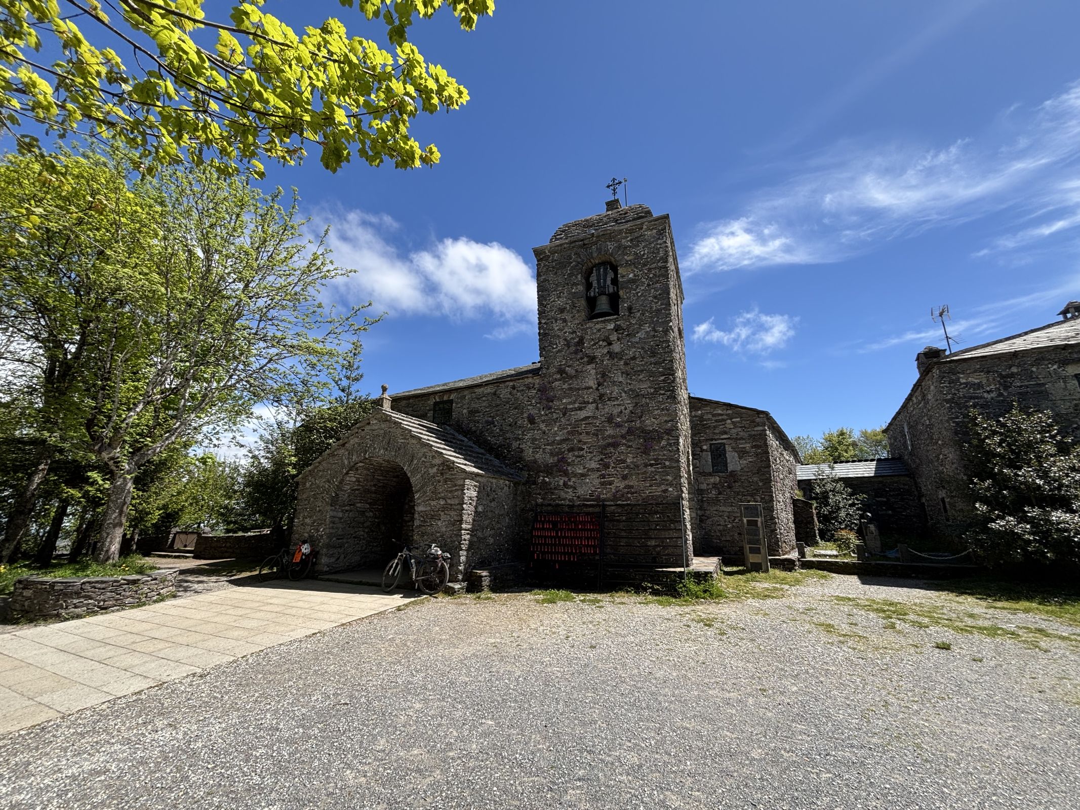 T32T camino frances part 2 o cebreiro 3060